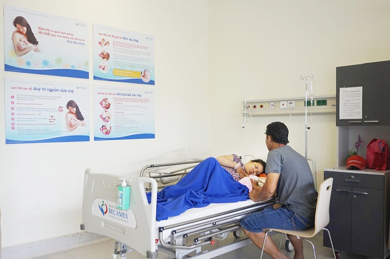 Con dâu cho rằng đã làm thủ tục ly hôn có quyền thân mật với người khác (ảnh minh họa)